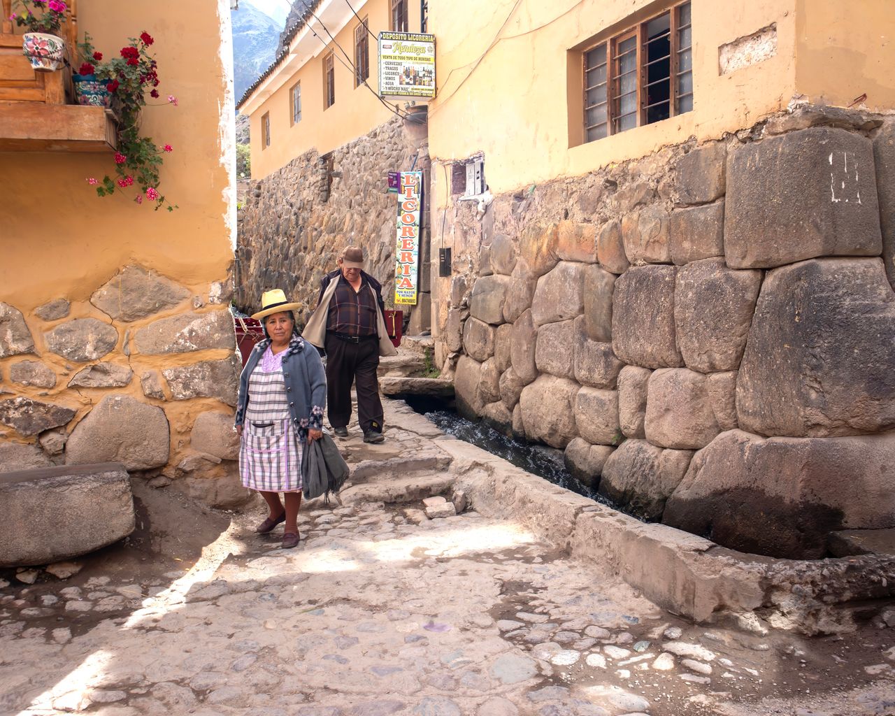 Ollantaytambo - custom framed artwork